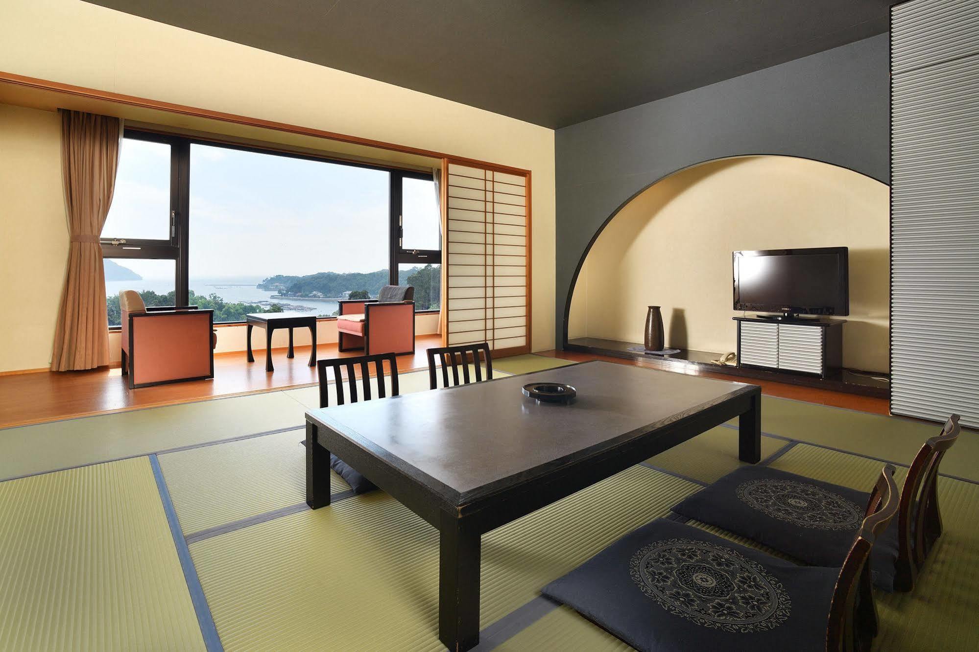 Ooedo Onsen Monogatari Amakusa Kameya 3* Kami Amakusa